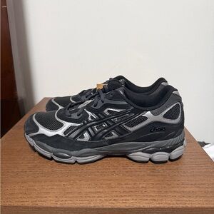 Asics Black and Gray Mesh Running Shoes
